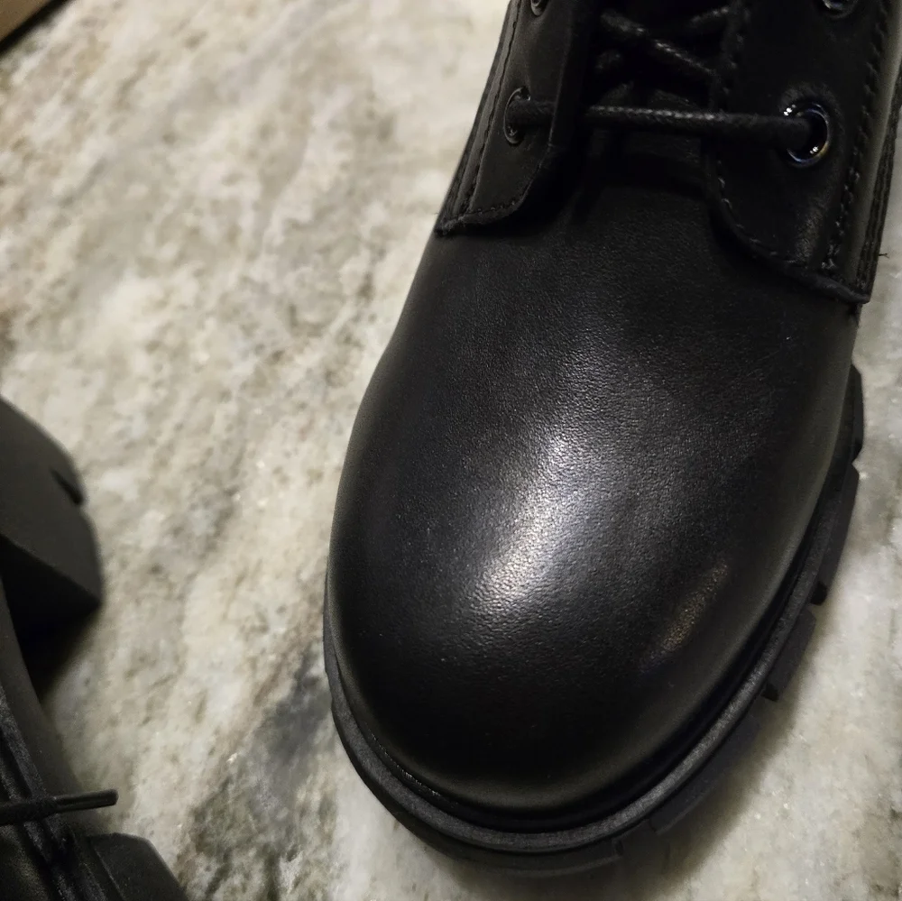 Steve Madden Black Lace-Up Women's Boots - Picture 5 of 10